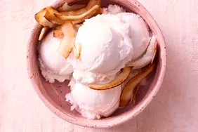Easy 4-Ingredient Vanilla Coconut Ice Cream