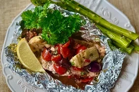 Foil-Packet Baked Mediterranean Salmon